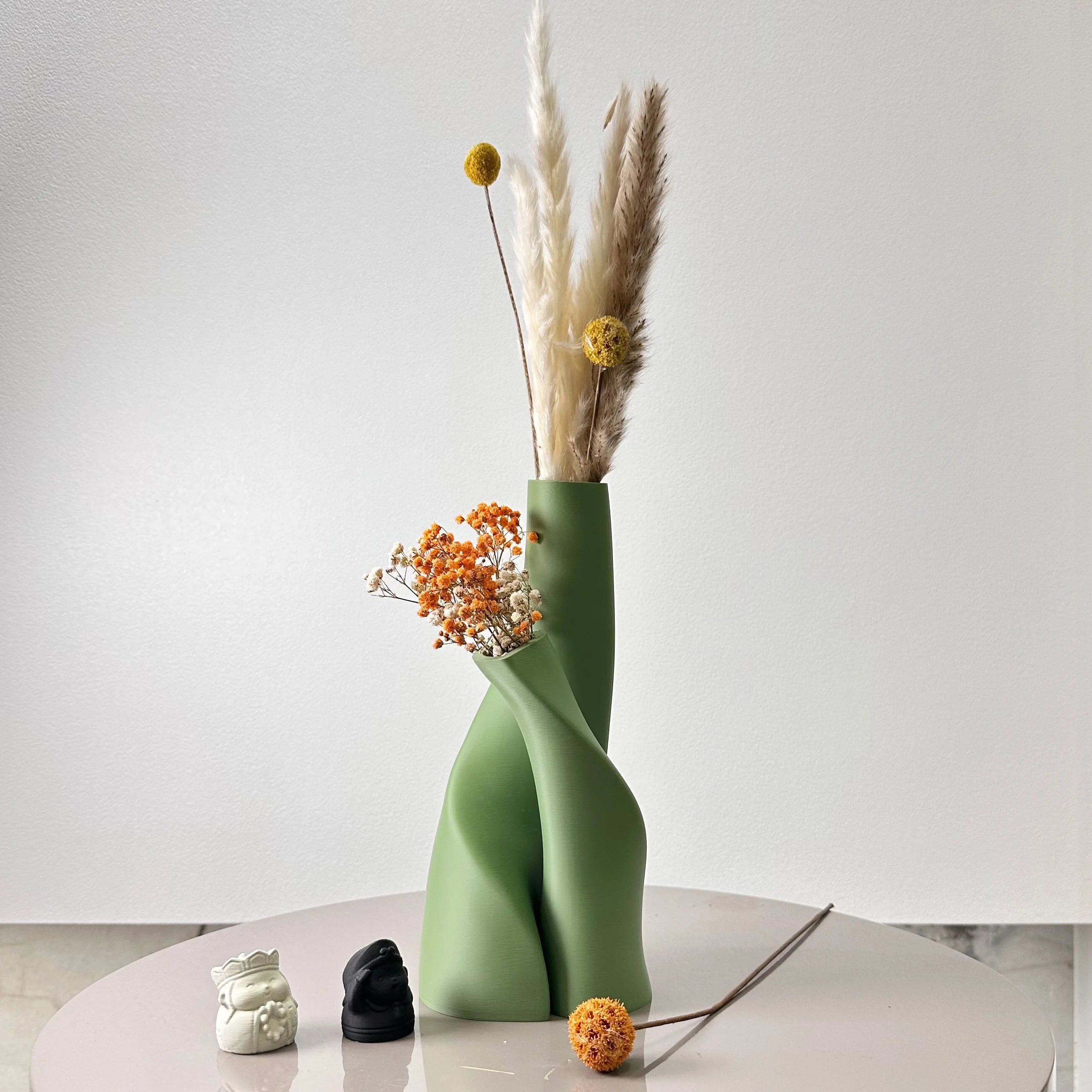 2PCS Creative Double-Shaped Vases – Colorful Dried Flower Vases for Living Room, Kitchen & Home Decor