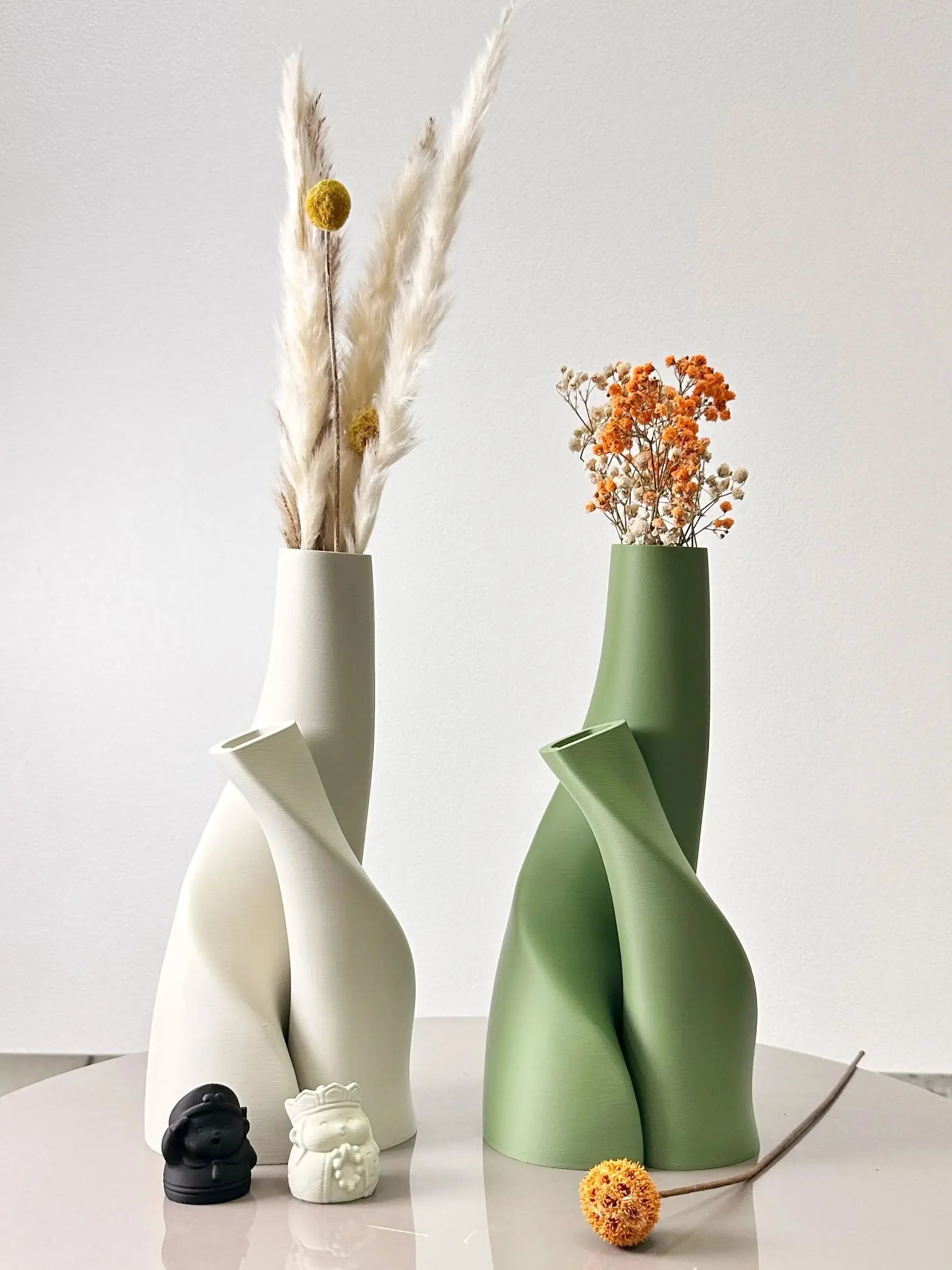 2PCS Creative Double-Shaped Vases – Colorful Dried Flower Vases for Living Room, Kitchen & Home Decor