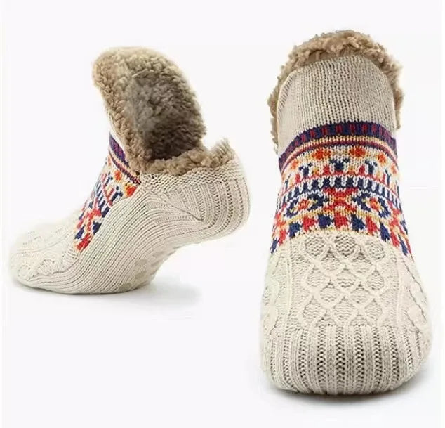 Super Warm Non-Slip Winter Slipper Socks – Fluffy Fleece Home Socks for Men & Women