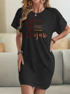 Plus Size Loungejurk voor dames met sloganprint – Nachtjapon met vleermuismouwen en ronde hals