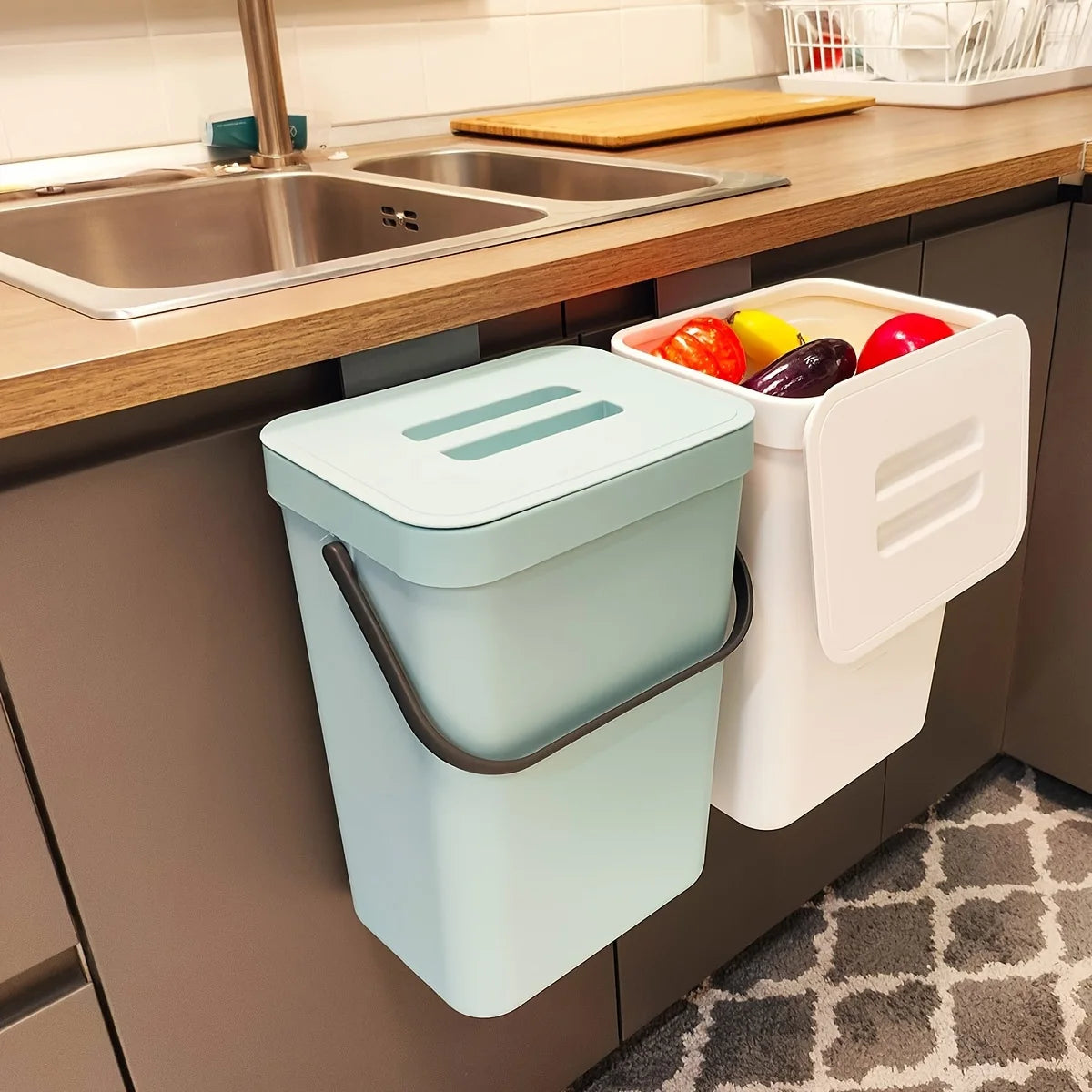 Space-Saving Quiet-Close Trash Can – 3/5L Eco-Friendly Sealed Bin for Kitchen