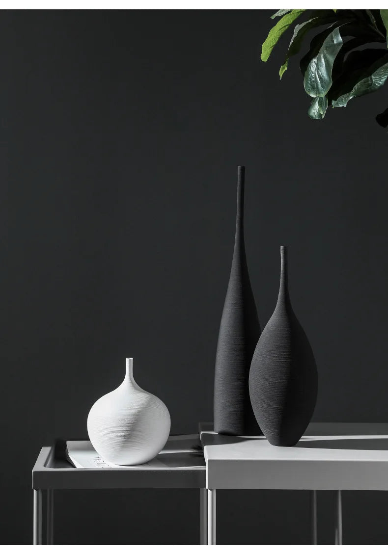 Minimalist Handmade Zen Ceramic Vase – Black & White Hand-Drawn Art for Living Room & Home Decor