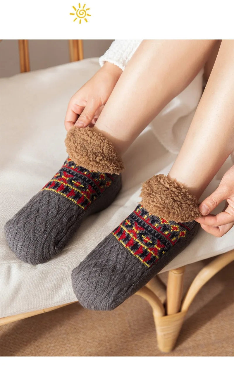 Super Warm Non-Slip Winter Slipper Socks – Fluffy Fleece Home Socks for Men & Women