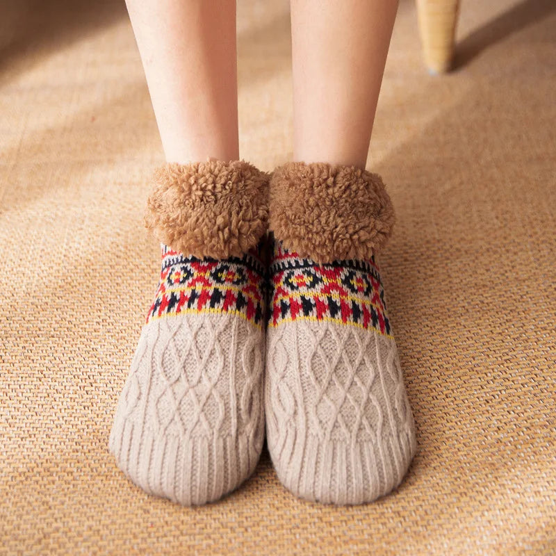 Super Warm Non-Slip Winter Slipper Socks – Fluffy Fleece Home Socks for Men & Women