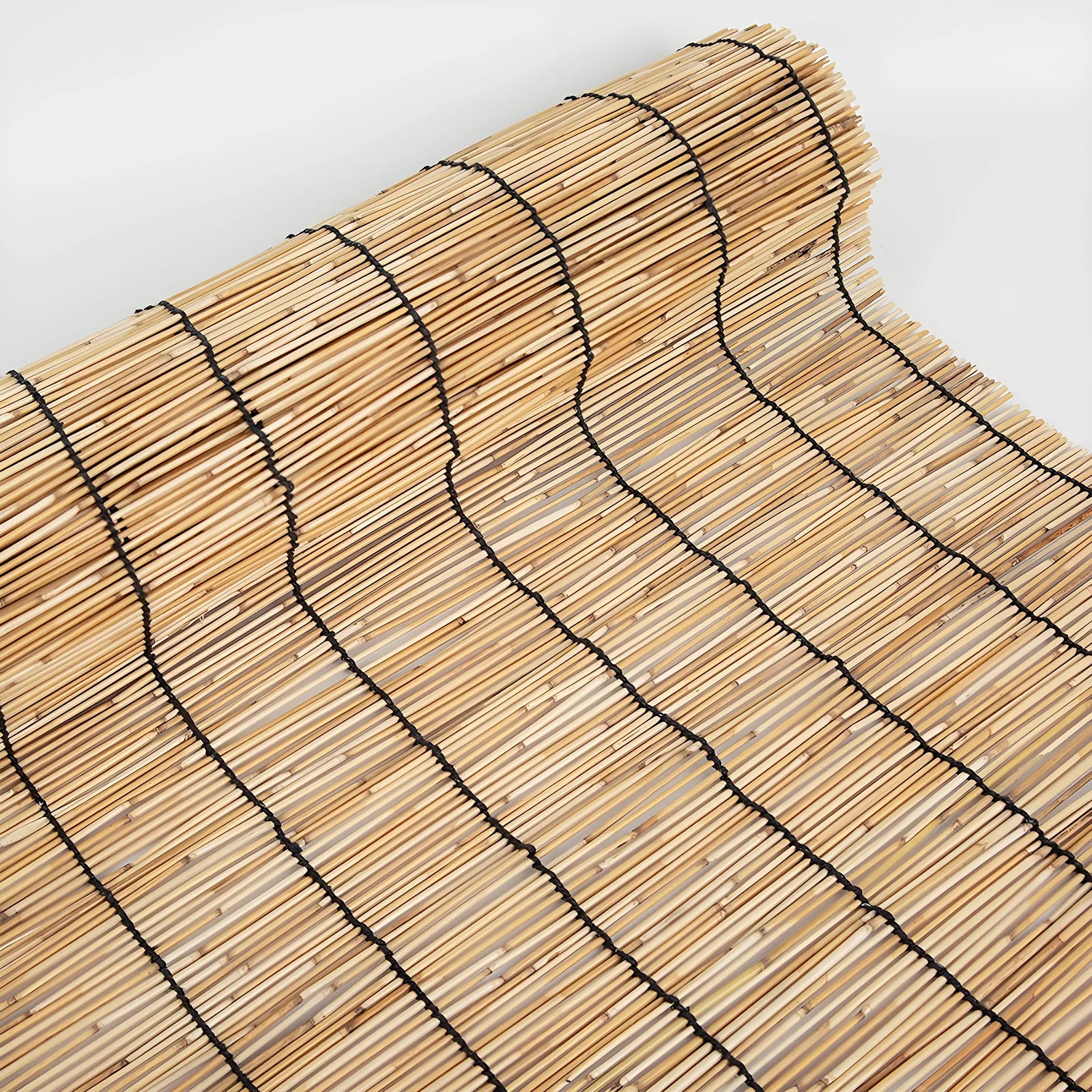 Natural Reed Fence 0.9m × 3m – Privacy Screen & Decorative Garden Partition