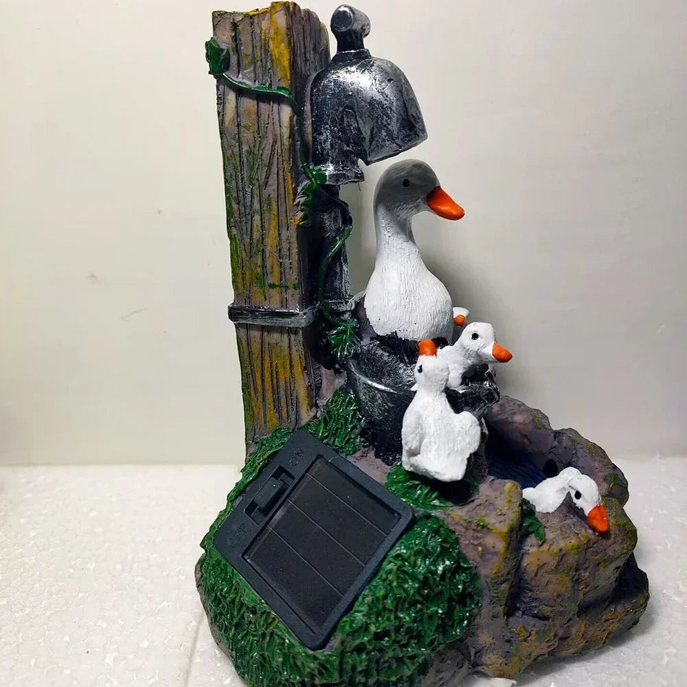 E2 Duck Solar Power Squirrel Resin Patio Fountain Garden Design With Led Light Garden Decoration Outdoor Simulation Decoration
