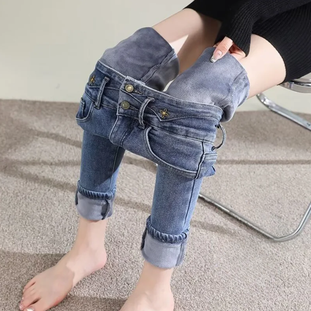 Winter Women’s Chic Fleece-Lined Straight Jeans – Warm High Waist Denim Pants