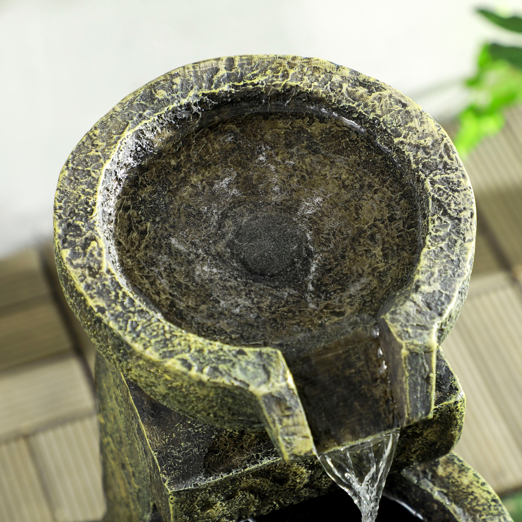 Outsunny 4-Tier Garden Water Feature – Adjustable Flow Stone Look Bowls